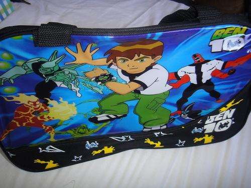 BEN 10 OVERNIGHT BOWLING BAG ##BRAND NEW##