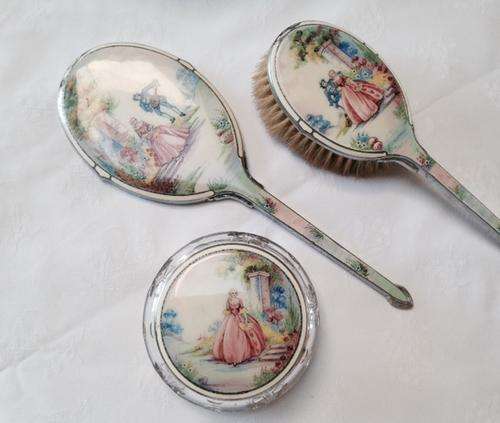 ART DECO ERA~CRINOLIN LADY ENAMEL DRESSING TABLE SET