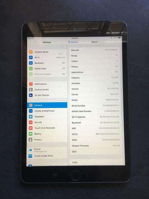 Bargain! Used Apple iPad Mini 3 Wi-Fi and Cellular 16GB - In MINT Condition.