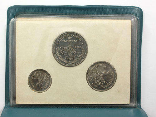 Uncirculated Pakistan Coin Set - 1940s-1960s
