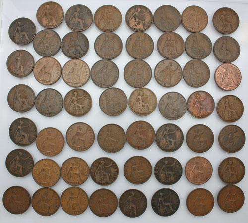Great Britain Pennies - more than 50 coins