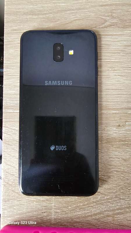 Samsung Galaxy J6+