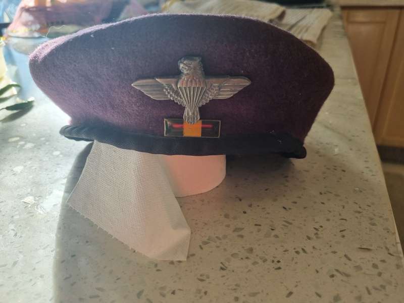 44 Para Beret with balkie