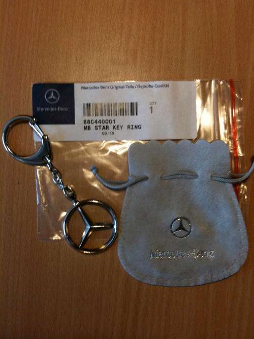 Original Mercedes-Benz keyring with star