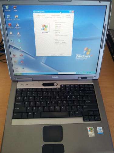 DELL Latitude D505 with port replicator dock