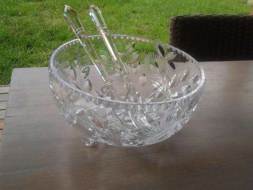 THE MOST BEAUTIFUL CRYSTAL SALAD BOWL WITH CRYSTAL SALAD SERVERS! GREAT CONDITION!AWESOME PIECE