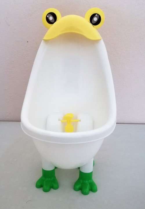 Boys  Urinal (no eyes)