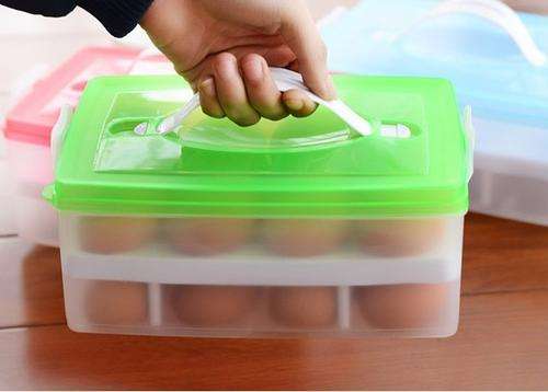 Portable egg tray