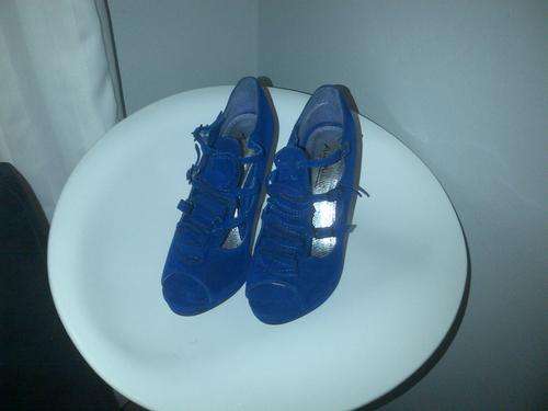 Anne Michelle Royal Blue suede Gorgeous Heels - Size 4 Brand New