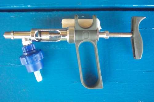 REUSEABLE CONTINUOUS SYRINGE - (WITH BOTTLE ADAPTER) - D TYPE 5ML