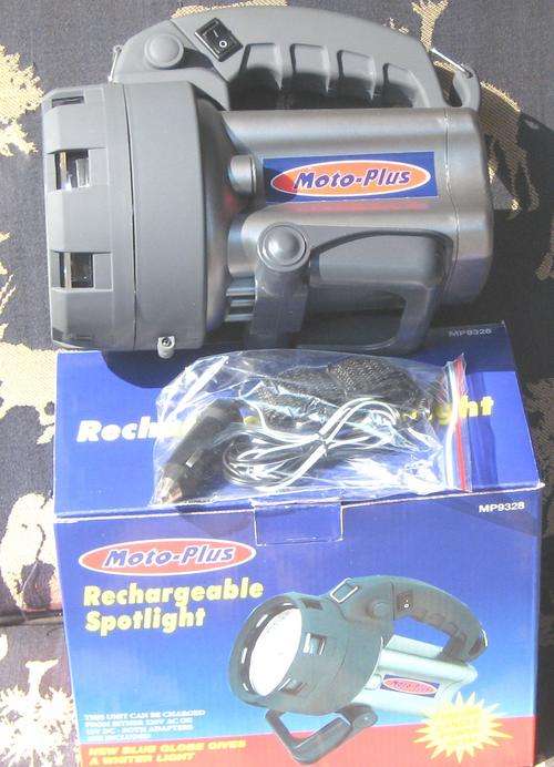 MOTO PLUS 1 MILLION CANDLE POWER RECHARGEABLE SPOT LIGHT
