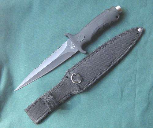 CR BLACK FISHING SPEAR