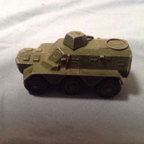 No 185. Dinky toy armored personal carrier