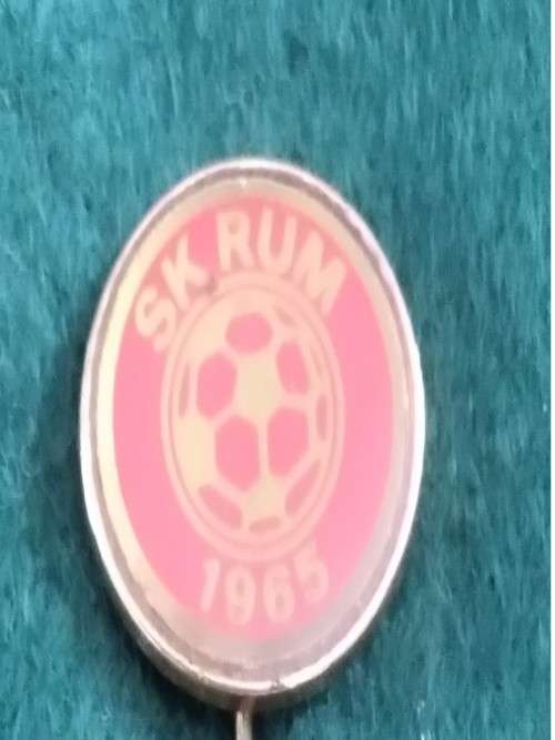 Pin - 1965 - Austria- Soccer Team ` SK RUM`