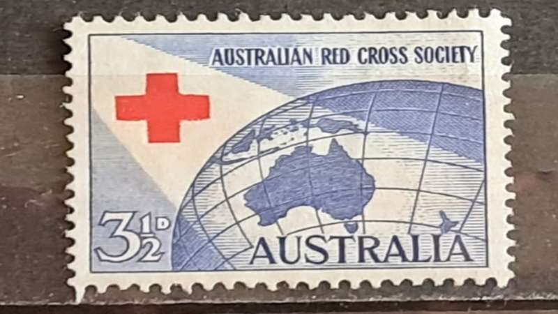1954 - Australia -  Unused - 3½P - The 40th Anniversary of the Australia Red Cross Society