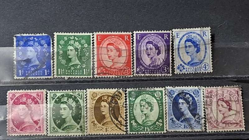 1952-1954 - GB - 1P, 1½P, 2½P, 3P, 4P, 8P, 9P, 1Sh, 1´3Sh´P, 1´6Sh´P, 6P - Queen Elizabeth