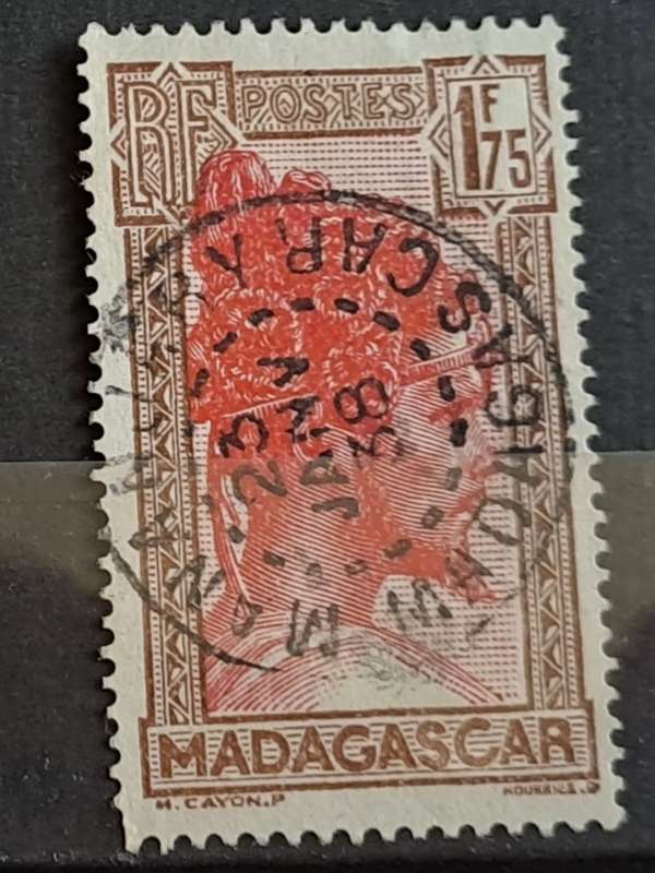 1930 - Madagascar - 1F75 - Country Life