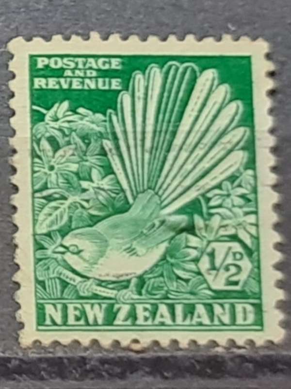 1936-1945 - New Zealand -  WM - ½P - Pictorals