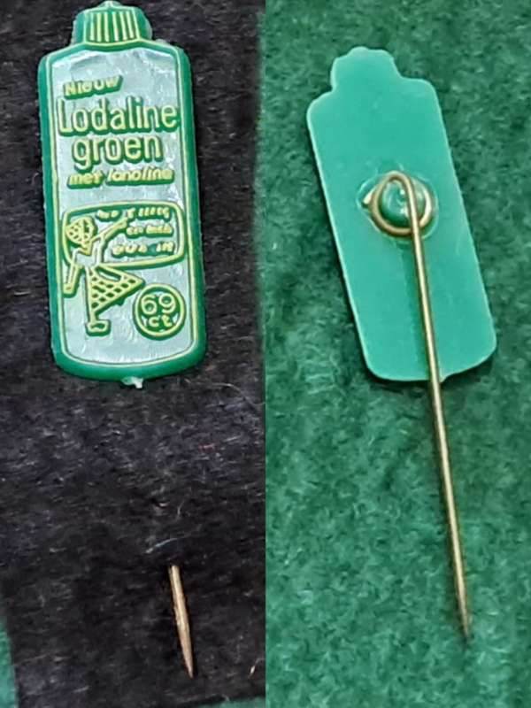 Pin: Vintage Dutch Advertising  - `Lodaline groen met lanoline  `
