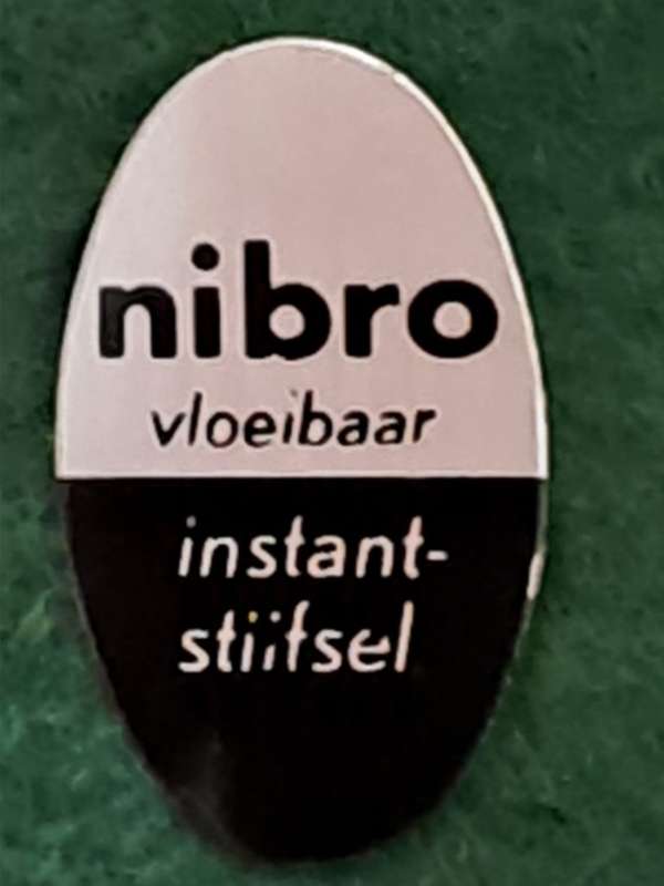 Pin: Vintage Dutch Advertising  - `Nibro vloeibaar instantstijfsel`