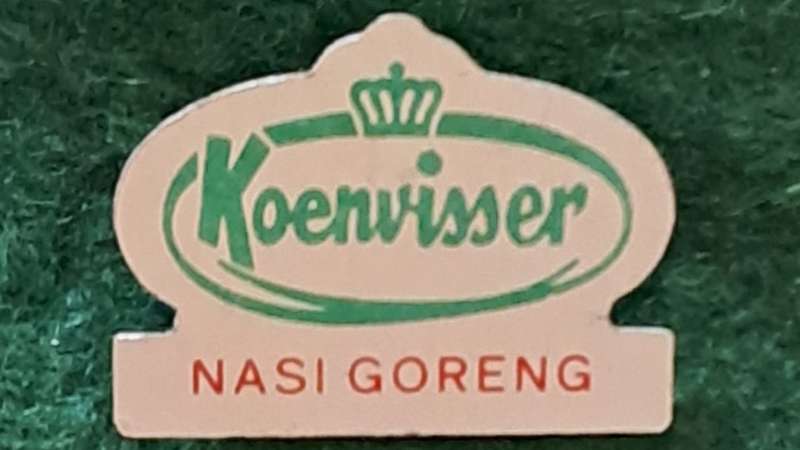 Pin: Vintage Dutch Advertising  - `Koenvisser Nasi Goreng`