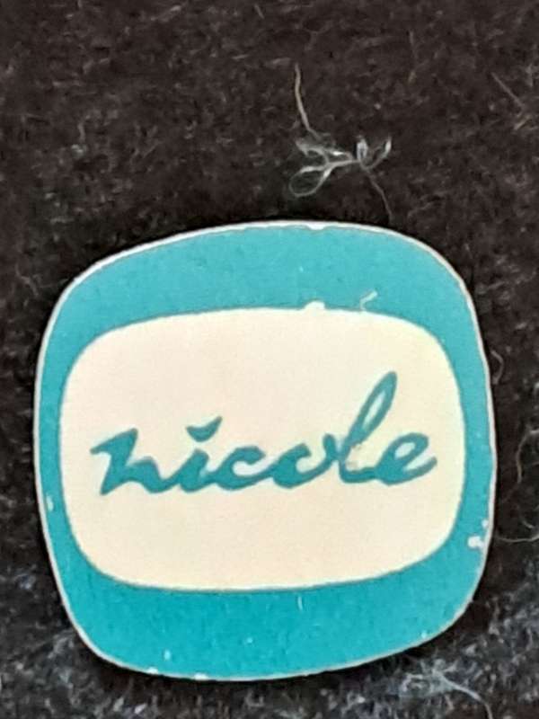 Pin: Vintage Dutch Advertising  - `Nicole`