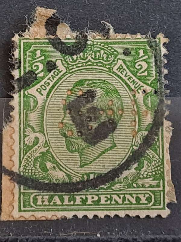 1904-1910 - UK - Perf: 14/15  - Half Penny - Perfin - King Edward VII Revenue