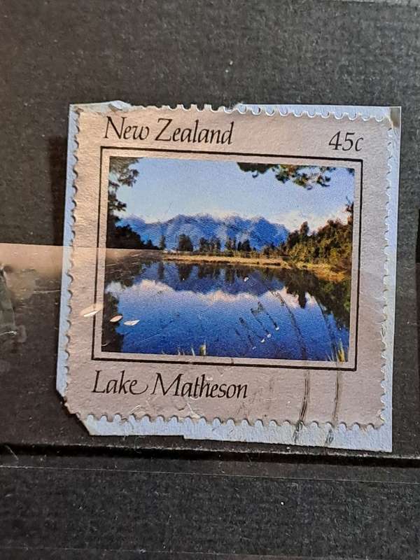 1983 - New Zealand - 45 - Lake Matheson