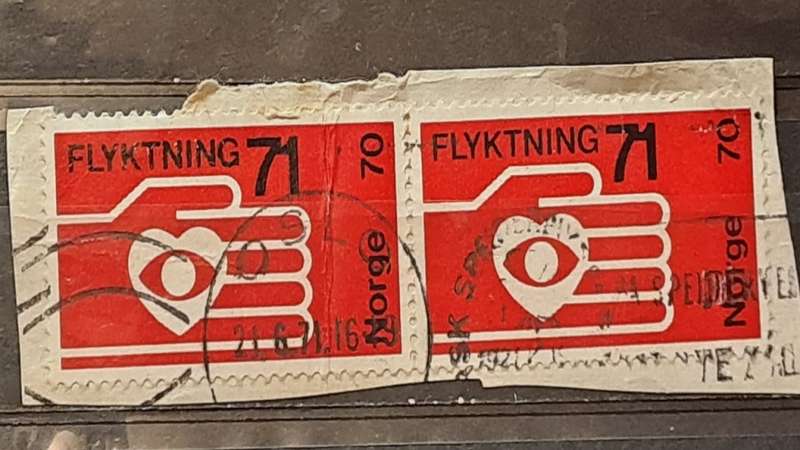 1971 - Norway - Pair 70 + 70 - Refugee 71