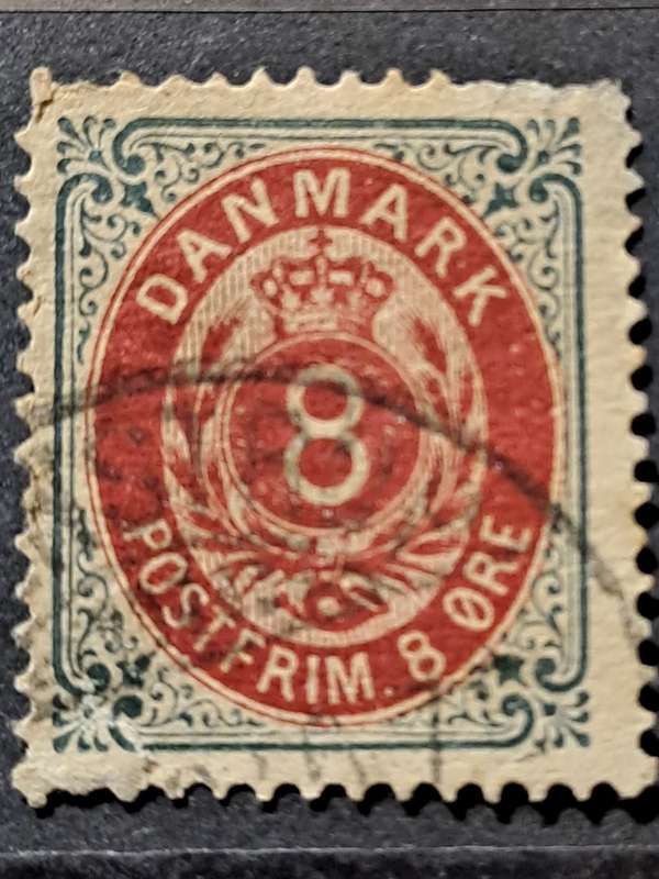 1875 - Denmark - 8 - Royal Emblem