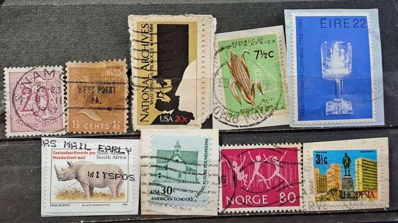 World Mix : 1938 - 1993  : Bid Per stamp for Lot of 9