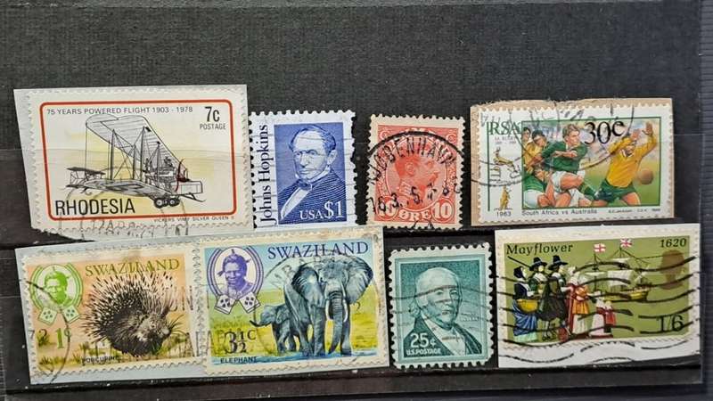 World Mix : 1913 - 1989  : Bid Per stamp for Lot of 7