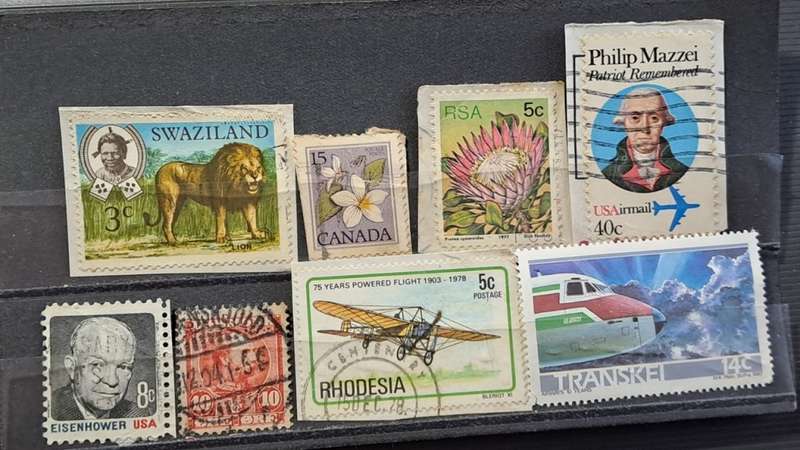 World Mix : 1913 - 1987  : Bid Per stamp for Lot of 8