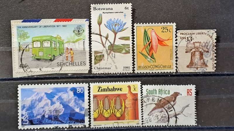 World Mix : 1952 - 2001  : Bid Per stamp for Lot of 7