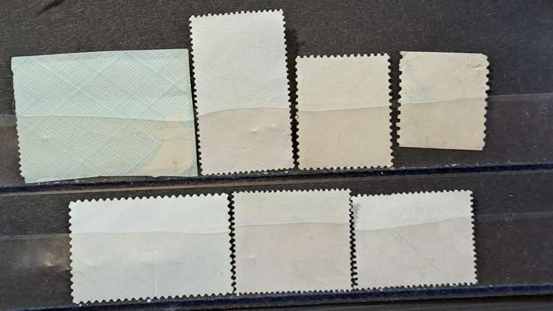 World Mix : 1952 - 2001  : Bid Per stamp for Lot of 7