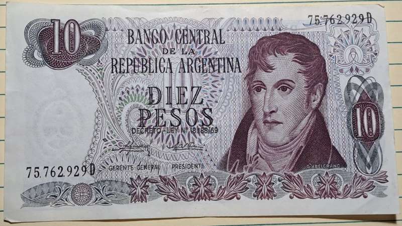 1973-1976 -  Argentina - 10 Pesos -AU/UNC - "Decreto-Ley 18.188/69" Issue- Demonetised - Apr 1982