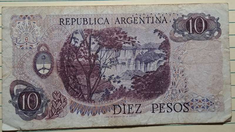 1970-1973 -  Argentina - 10 Pesos -"Ley 18.188" Issue- Demonetised - Apr 1982  - 75.762.929D