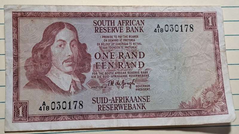 1967 - One Rand/Een Rand -  A418 030178 -  TW de Jongh 1st Issue -  Demonetised -  Yes - Watermark -