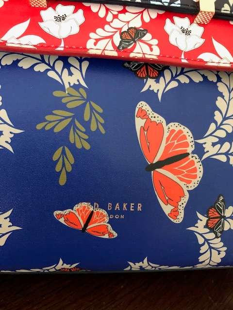 ted baker handbag original(bought in the uae hardly used)