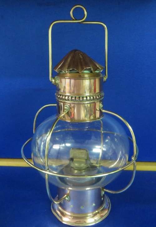 Stunning Brass and Copper Lamp **Unusual Piece** Made in england**