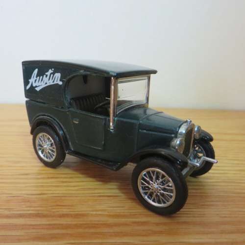 Limited Edition - Matchbox 1992 Austin ** Very Nice Car**