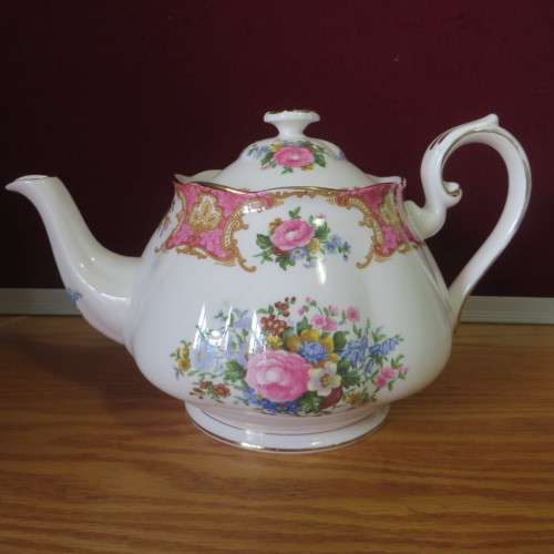 Rare - Royal Albert  "Lady Carlyle" collection Teapot in Stunning Condition** WOW**