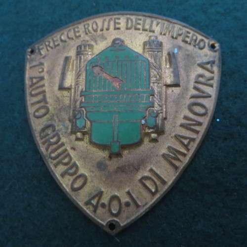 ww2 Italian Facist Brass badge **