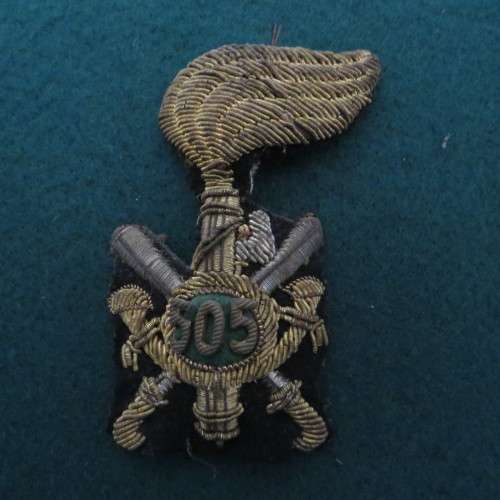 ww2 Italian Embroided bullion wire badge **Rare** with crossed swords