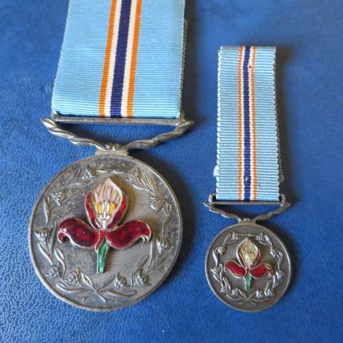 Rare - Early Type - Original Pro Merito Medal  Number # 380  + Miniature Medal