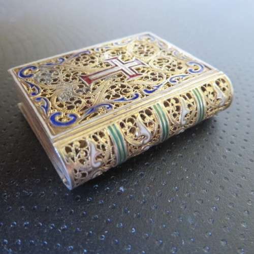 Stunning French Silver Hallmarked Gilt Filigree Viniagrette ** Absolutely Amazing detailed Work**