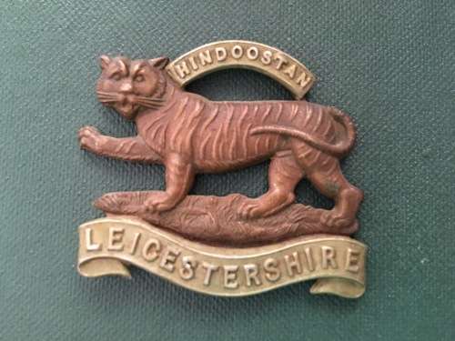 Hindoostan Leicestershire Reg Bi-metal badge**48mm x 42mm
