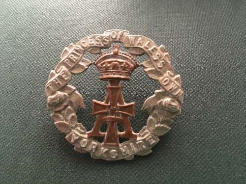 The Princess of wales own - Yorkshire Bi-Metal cap Badge** 40mm