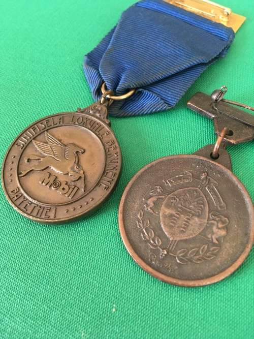 Original Pair of  SWAZILAND medal for - Diamond Jubilee