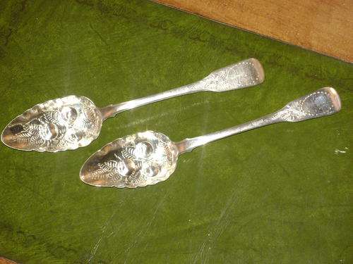 STUNNING PAIR OF GEORGIAN SILVER BERRY SPOONS - **MADE IN 1808** WEIGHS 117 GRAMS!!